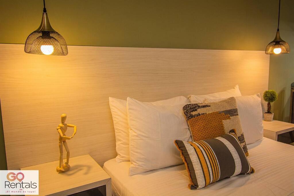 Cozy Studio, Fast Internet, Poblado, Parking * Medellin