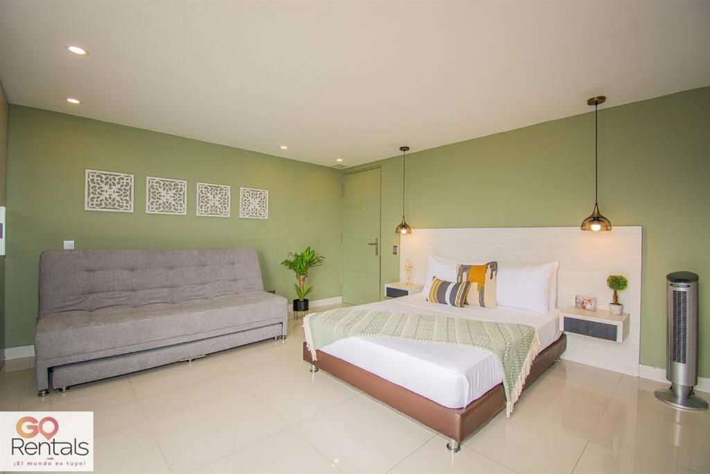 Cozy Studio, Fast Internet, Poblado, Parking Apartment Medellin